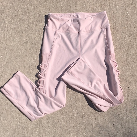 NWOT CALI ACTIVE BABY PINK MESH DETAIL LEGGINGS - Picture 1 of 4